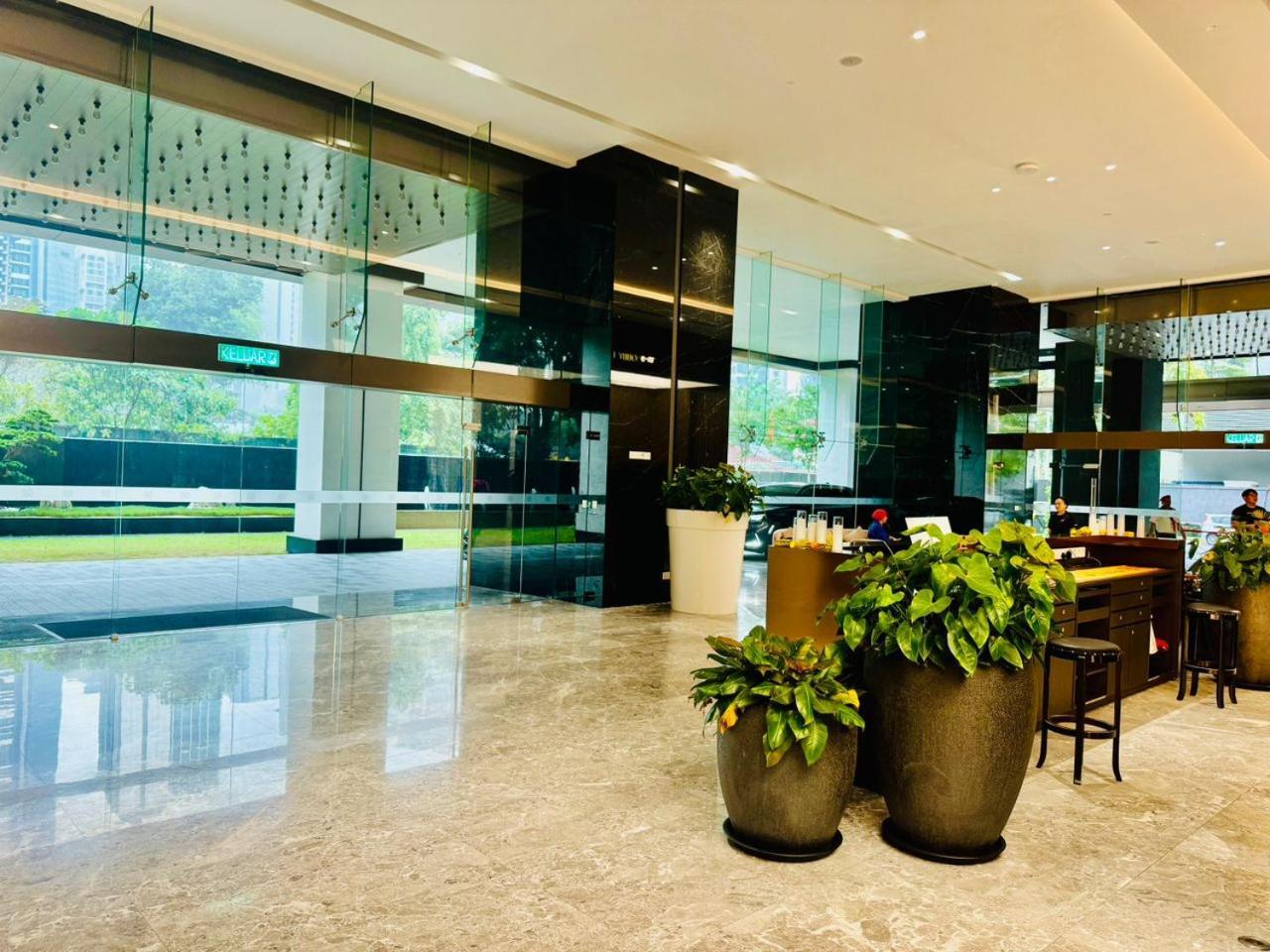Crown Suites The Manor Klcc Kuala Lumpur City Center Exterior photo