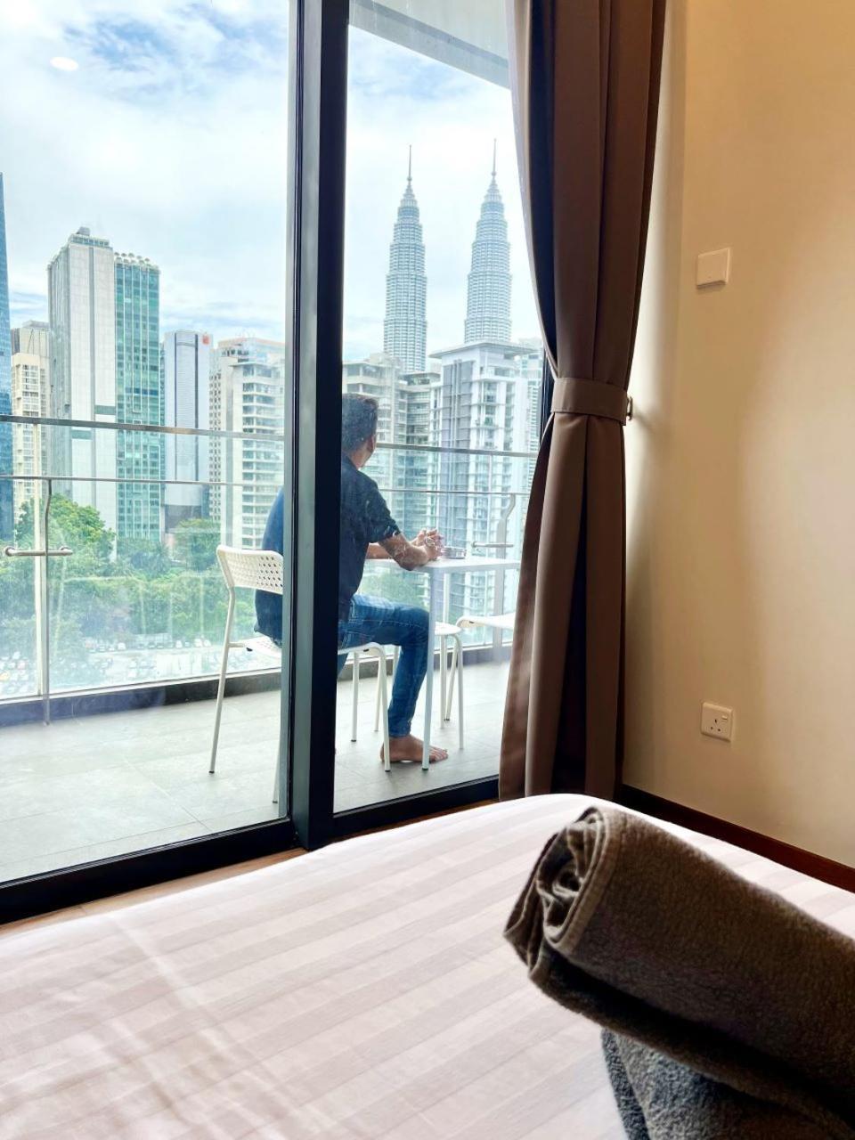 Crown Suites The Manor Klcc Kuala Lumpur City Center Exterior photo